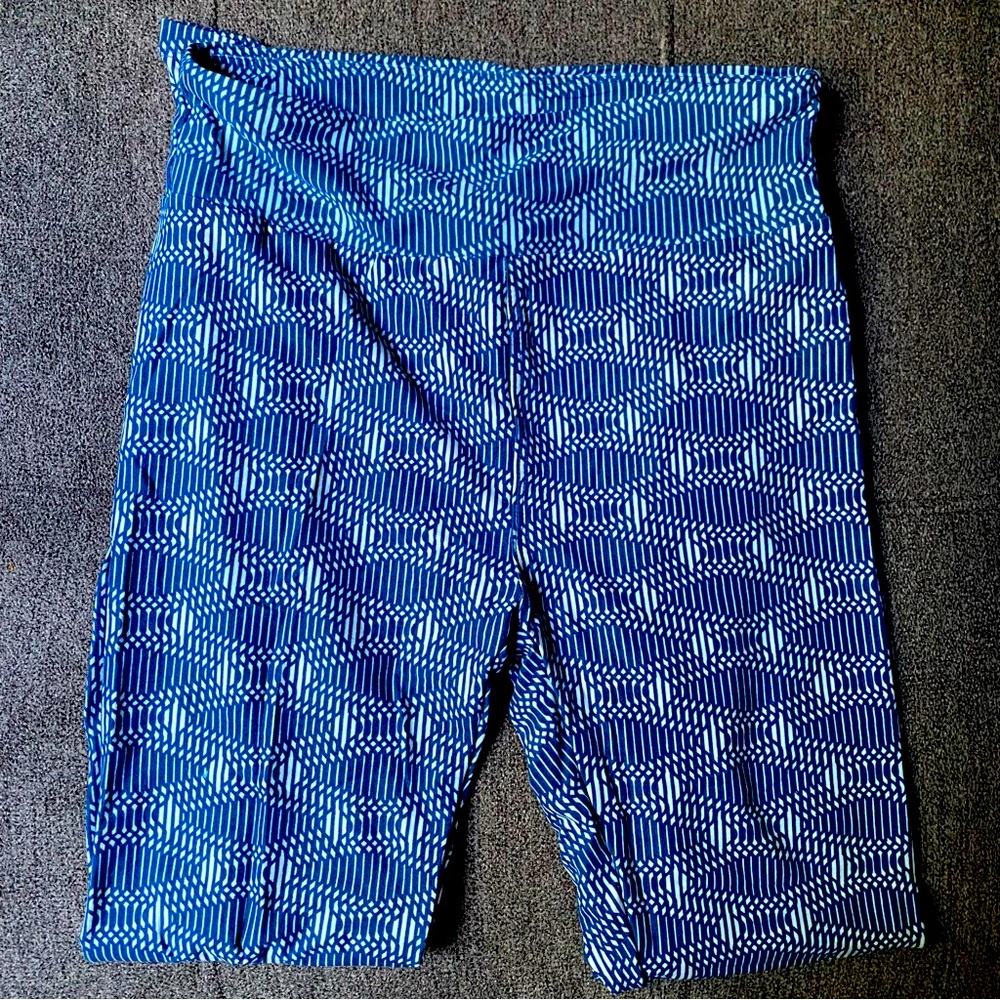 New LulaRoe OS Blue Patterned Leggings